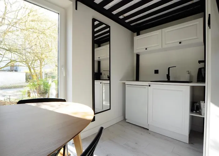 Nw Pokoje 10 Minut Pieszo Do Centrum Apartment