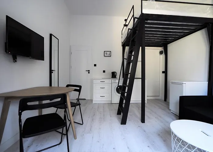 Nw Pokoje 10 Minut Pieszo Do Centrum Apartment