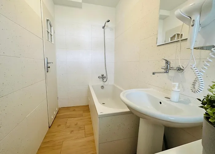 Apartment Nw Pokoje 10 Minut Pieszo Do Centrum