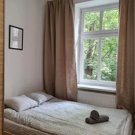 Nw Pokoje 10 Minut Pieszo Do Centrum Hostal Sopot