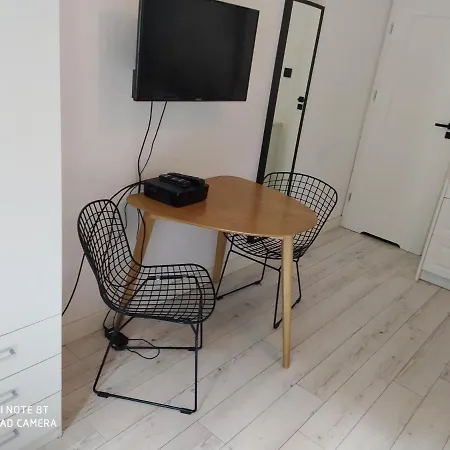 Nw Pokoje 10 Minut Pieszo Do Centrum Hostal Sopot