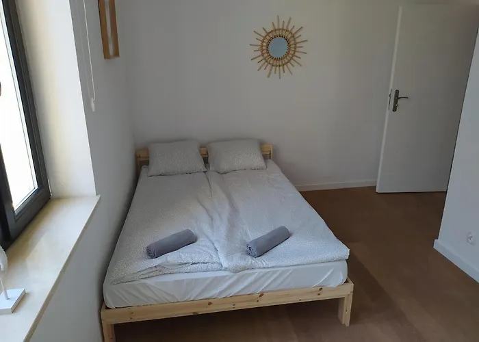 Nw Pokoje 10 Minut Pieszo Do Centrum Apartment