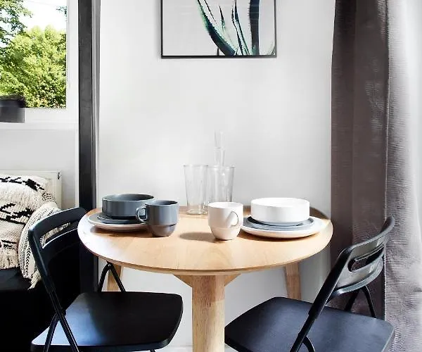 Nw Pokoje 10 Minut Pieszo Do Centrum Daire *