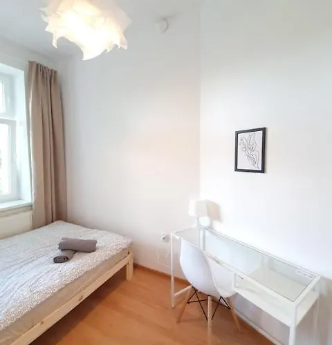 Nw Pokoje 10 Minut Pieszo Do Centrum Daire