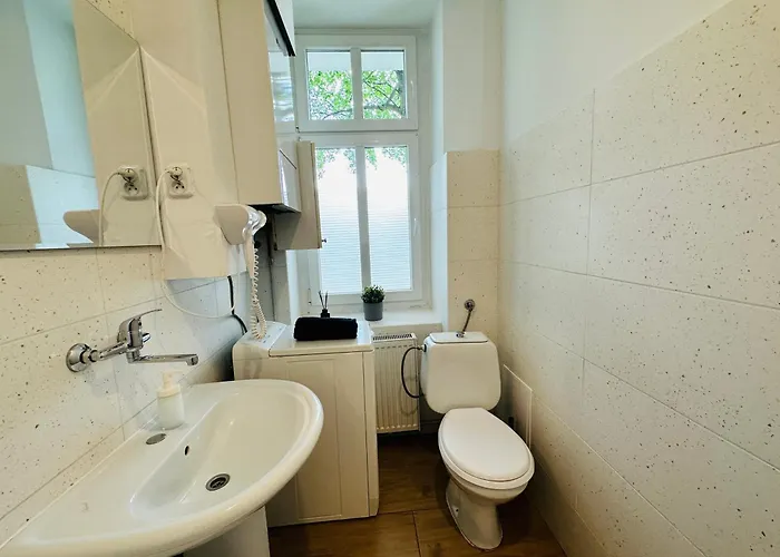 Nw Pokoje 10 Minut Pieszo Do Centrum *