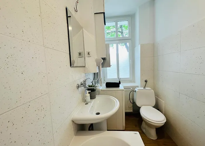 Nw Pokoje 10 Minut Pieszo Do Centrum Daire *